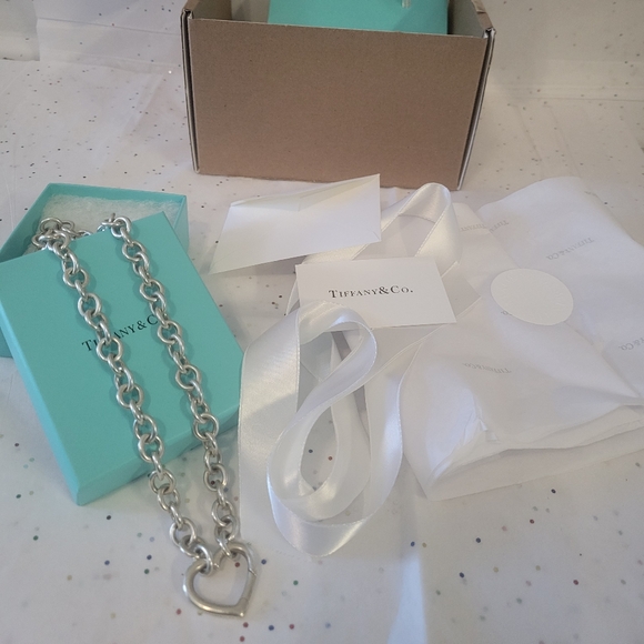 Tiffany &Co heart necklace 18 "😍 - Picture 13 of 13